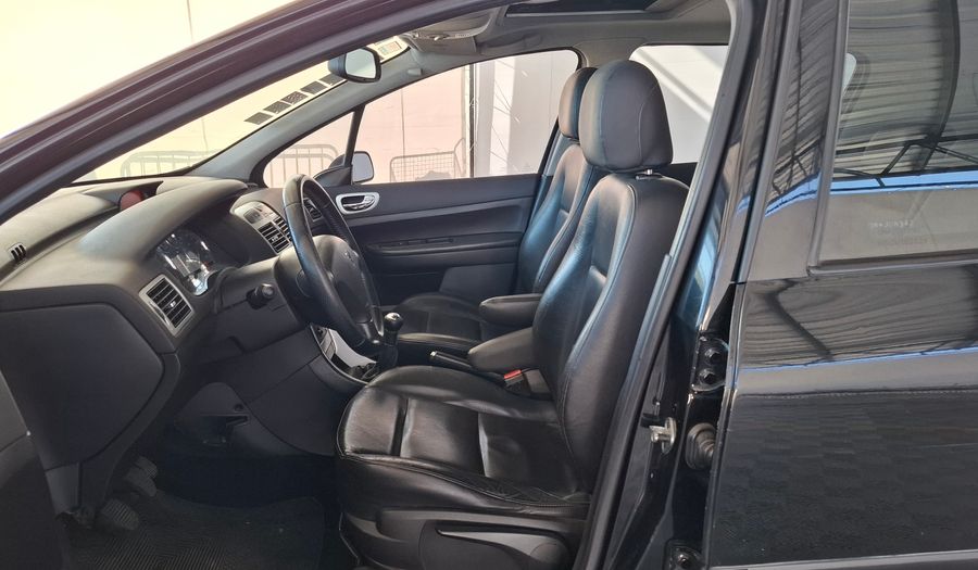 Peugeot 307 1.6 XT PREMIUM Hatchback 2010
