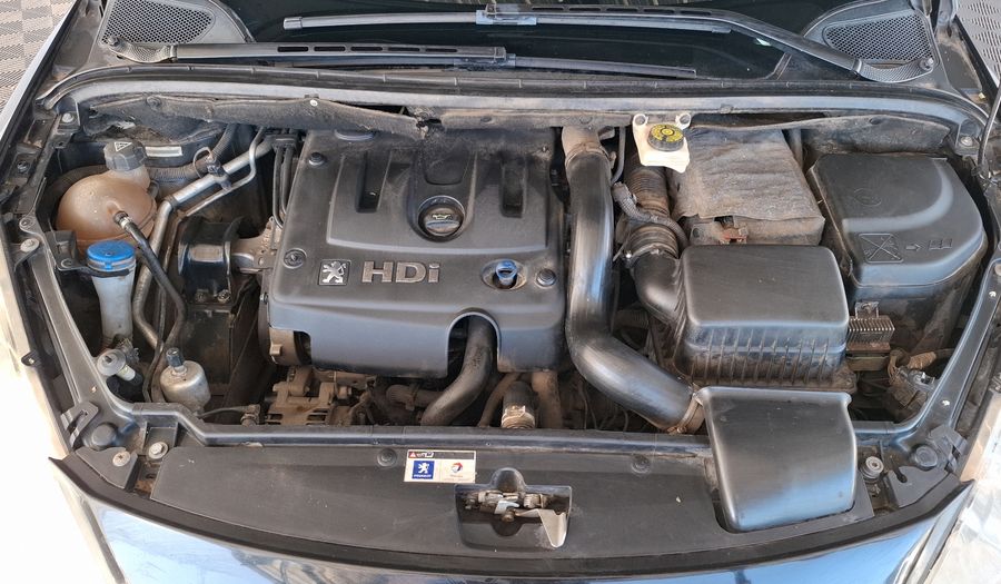 Peugeot 307 1.6 XT PREMIUM Hatchback 2010