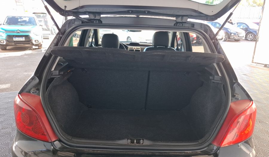 Peugeot 307 1.6 XT PREMIUM Hatchback 2010
