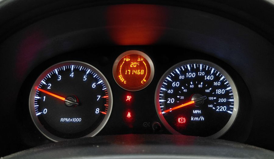 Nissan Sentra 2.0 ACENTA Sedan 2012