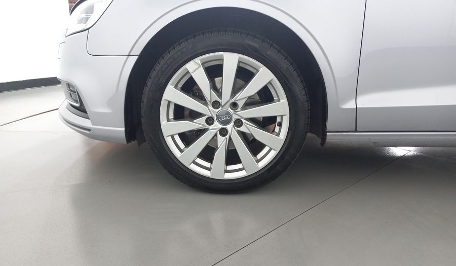 Audi A3 1.4 TFSI SELECT Sedan 2017