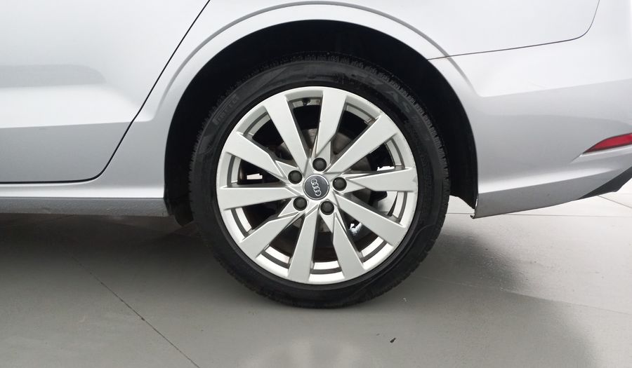 Audi A3 1.4 TFSI SELECT Sedan 2017