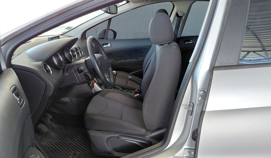Peugeot 308 1.6 ALLURE NAV Hatchback 2015