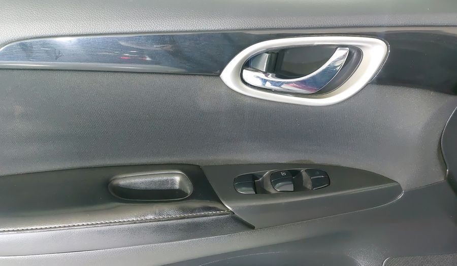 Nissan Sentra 1.8 ADVANCE Sedan 2019