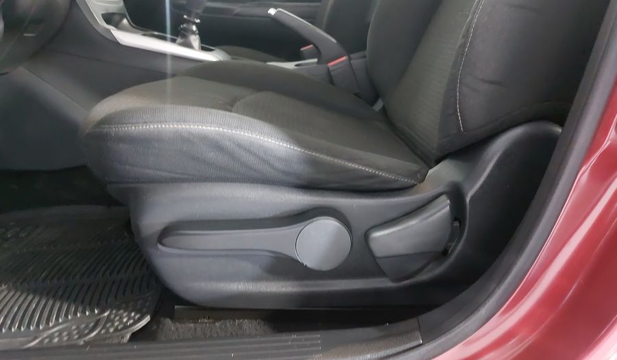 Nissan Sentra 1.8 ADVANCE Sedan 2019