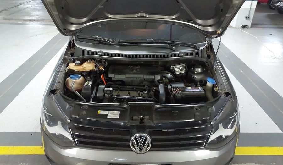 Volkswagen Fox 1.0 TEC TOTAL FLEX Hatchback 2014