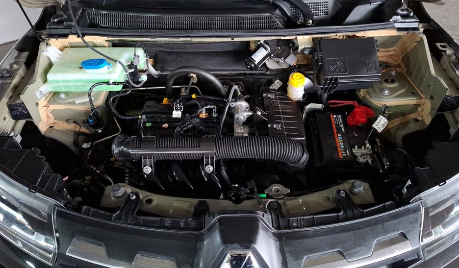 Renault Kwid 1.0 ICONIC Hatchback 2025