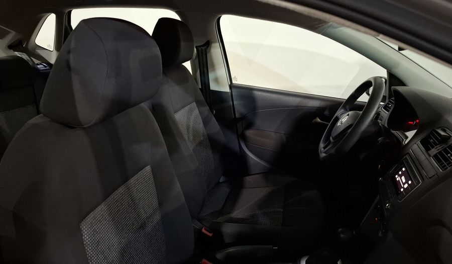 Volkswagen Polo 1.6 STARTLINE TIPTRONIC Hatchback 2018