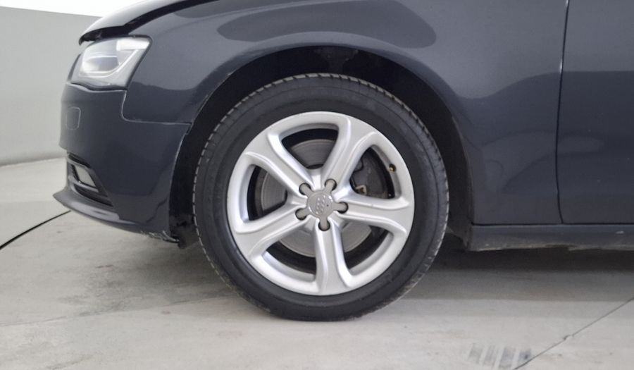 Audi A4 2.0 TFSI LUXURY MULTITRONIC Sedan 2013