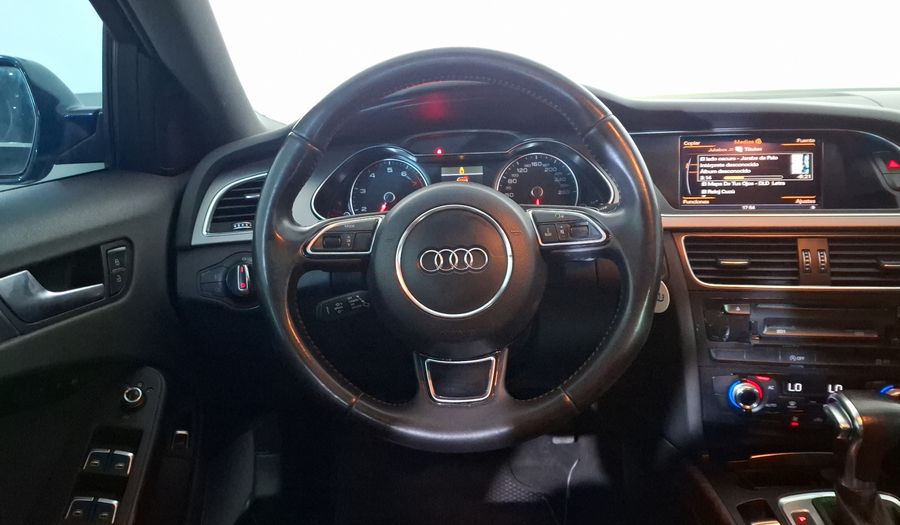 Audi A4 2.0 TFSI LUXURY MULTITRONIC Sedan 2013