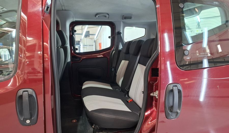 Fiat Qubo 1.4 DYNAMIC Minivan 2013