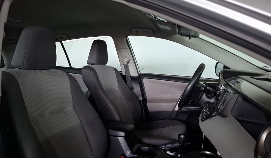 Toyota Rav4 2.5 LE AT Suv 2015