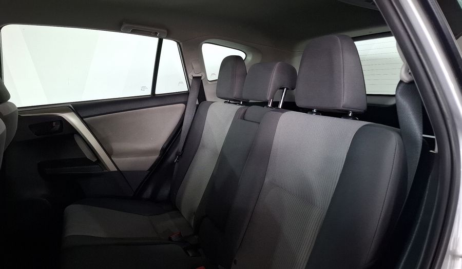 Toyota Rav4 2.5 LE AT Suv 2015