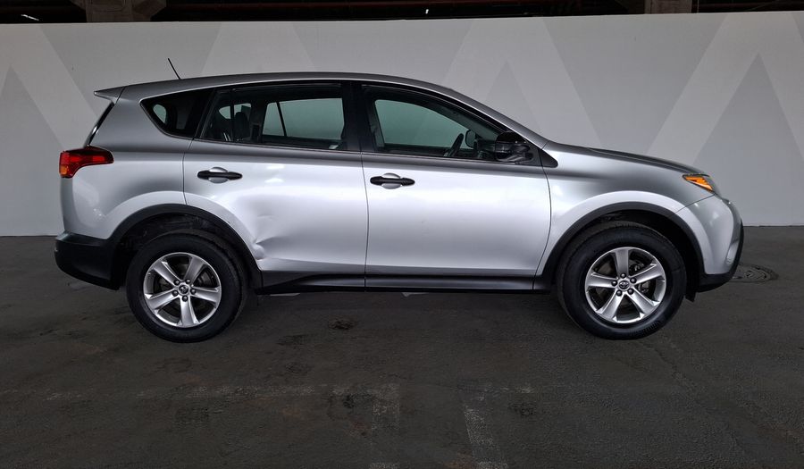 Toyota Rav4 2.5 LE AT Suv 2015