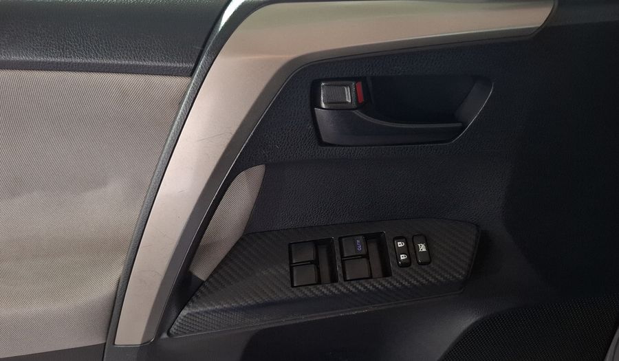 Toyota Rav4 2.5 LE AT Suv 2015