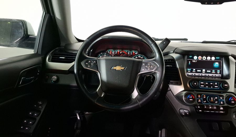 Chevrolet Suburban 5.3 B LT AT Suv 2017