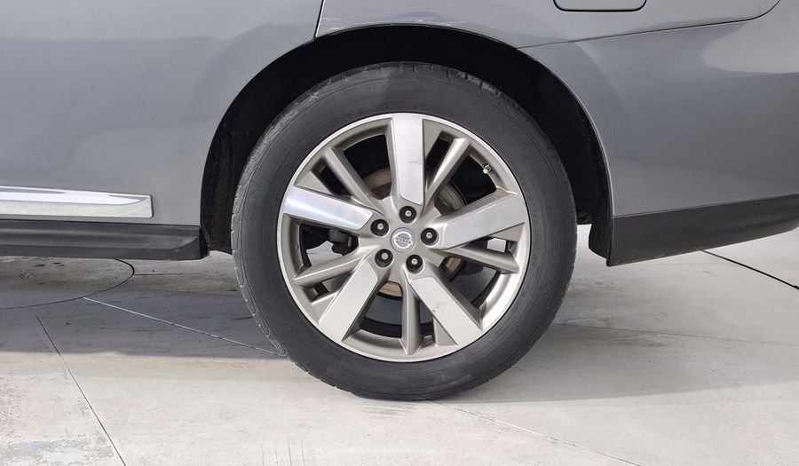 Nissan Pathfinder 3.5 EXCLUSIVE AT 4WD Suv 2015