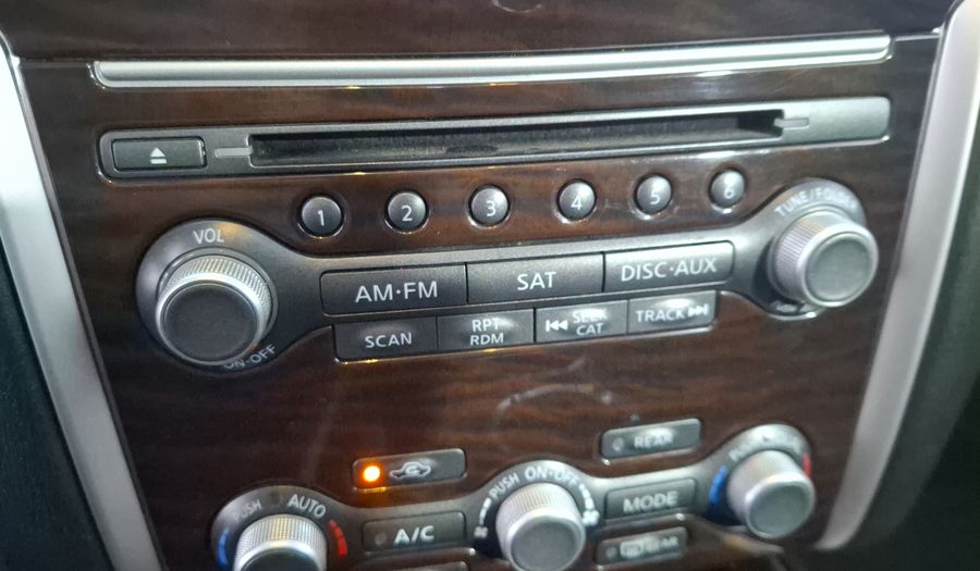 Nissan Pathfinder 3.5 EXCLUSIVE AT 4WD Suv 2015