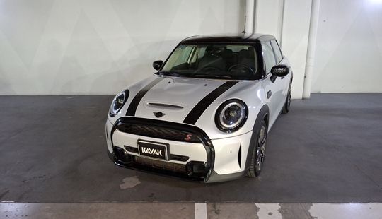 Mini • Cooper
