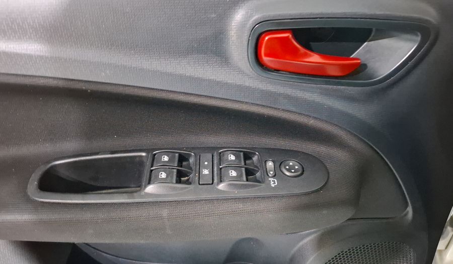 Fiat Uno 1.4 SPORTING Hatchback 2019