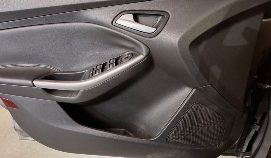 Ford Focus Iii 2.0 SE Hatchback 2015