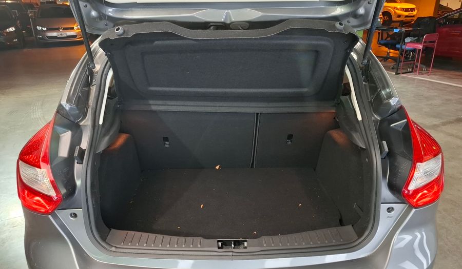 Ford Focus Iii 2.0 SE Hatchback 2015