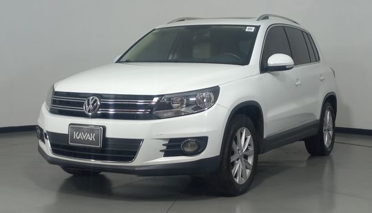 Volkswagen • Tiguan