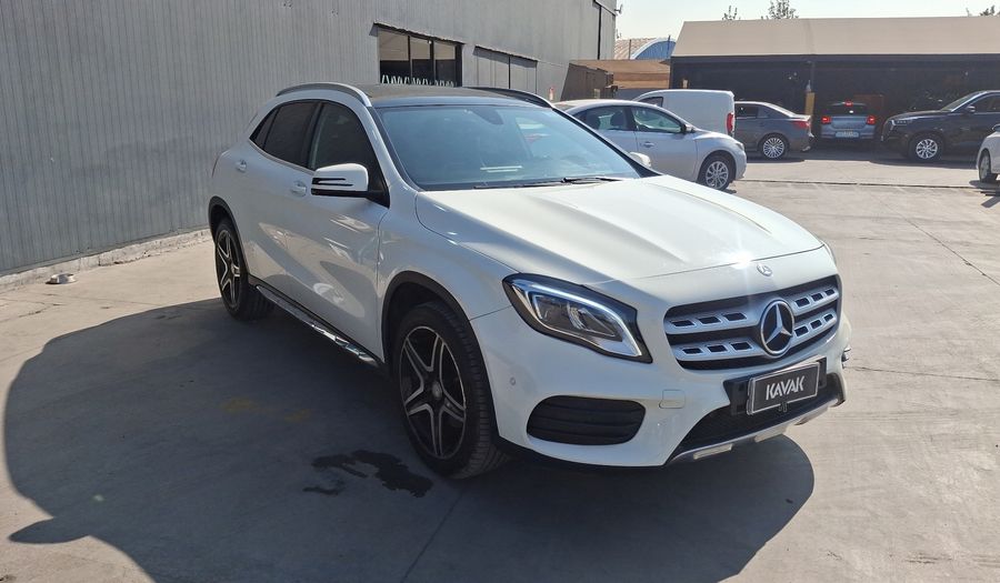 Mercedes Benz Clase Gla 2.1 GLA 220 CDI 4MATIC DCT Suv 2017