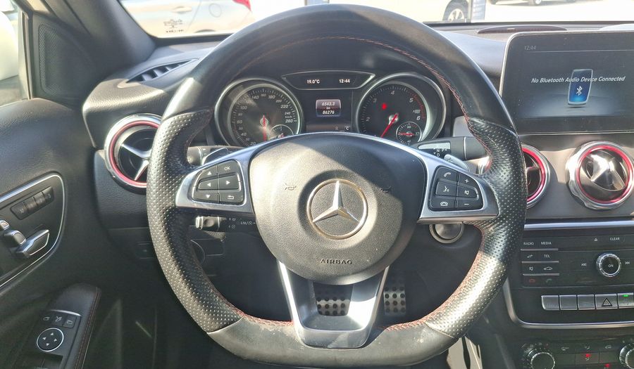Mercedes Benz Clase Gla 2.1 GLA 220 CDI 4MATIC DCT Suv 2017