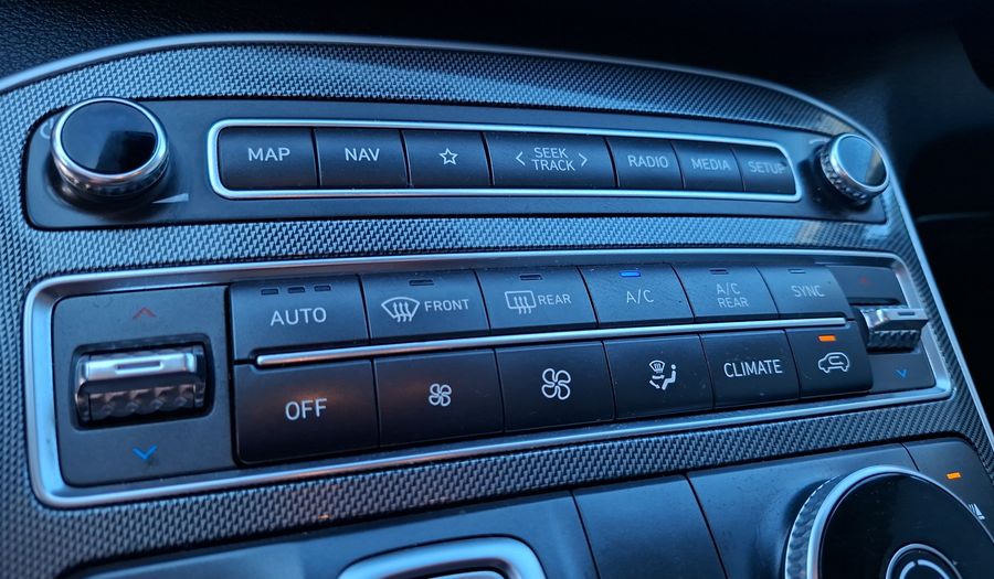 Hyundai Santa Fe 2.5 DESIGN AUTO 4WD Suv 2024
