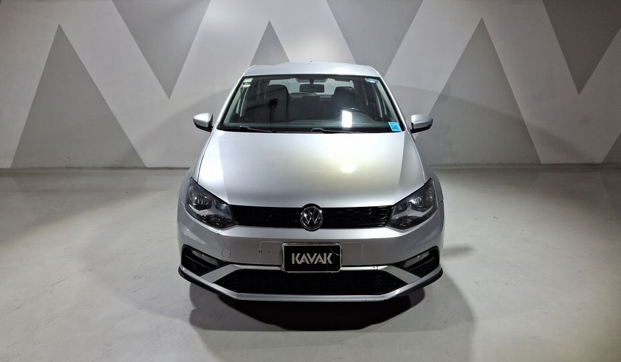 Volkswagen Polo 1.6 COMFORTLINE PLUS Hatchback 2020