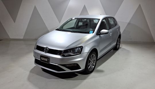 Volkswagen • Polo