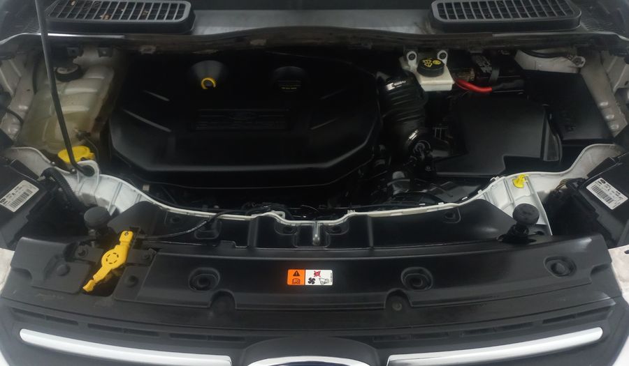 Ford Escape 2.0 TREND ADVANCE ECOBOOST I4 AT Suv 2015