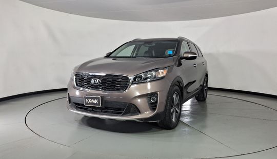 Kia • Sorento