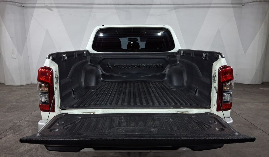 Mitsubishi L200 2.4 GLX GASOLINA Pickup 2023