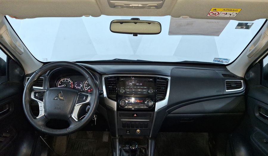 Mitsubishi L200 2.4 GLX GASOLINA Pickup 2023