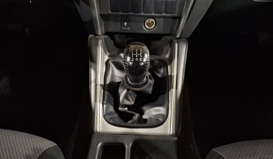 Mitsubishi L200 2.4 GLX GASOLINA Pickup 2023