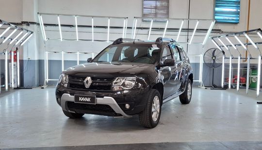 Renault • Duster