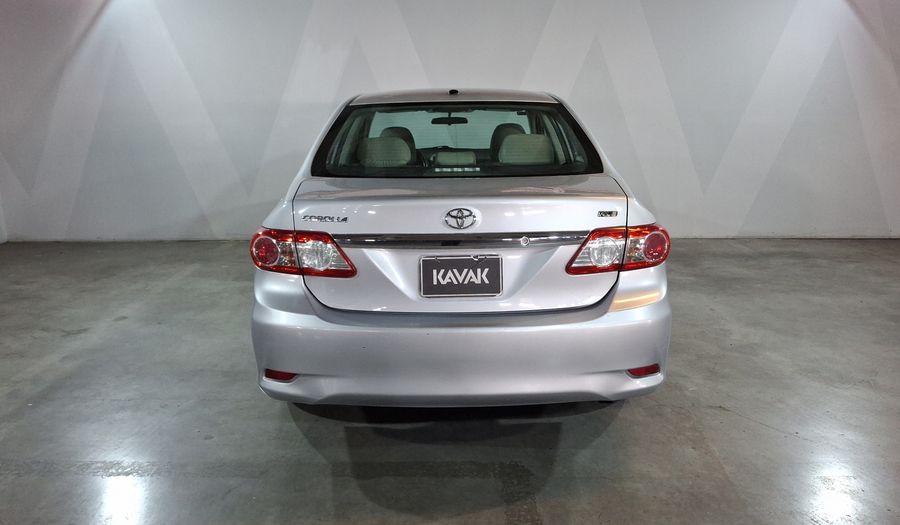 Toyota Corolla 1.8 XLE AT W/SR Sedan 2012