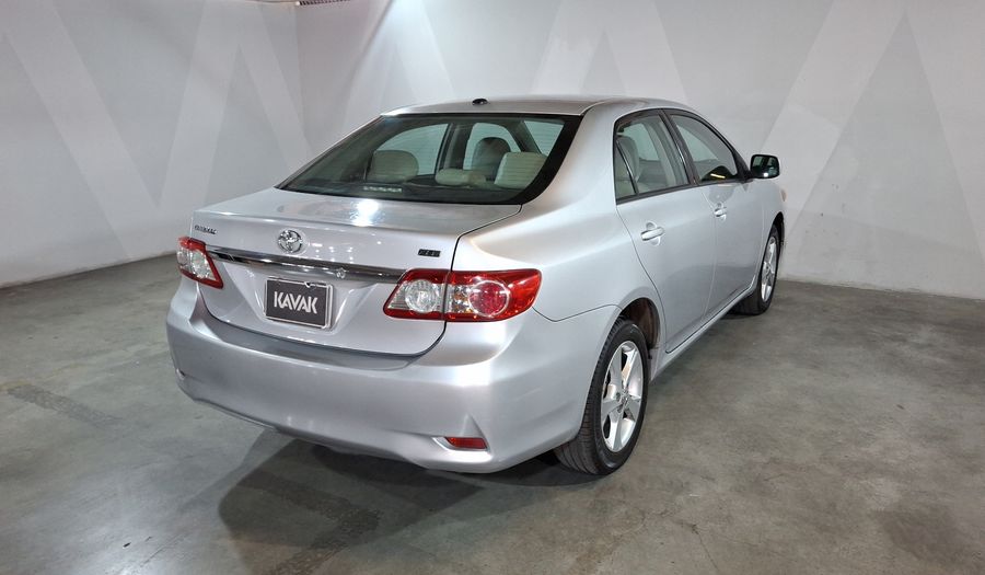 Toyota Corolla 1.8 XLE AT W/SR Sedan 2012