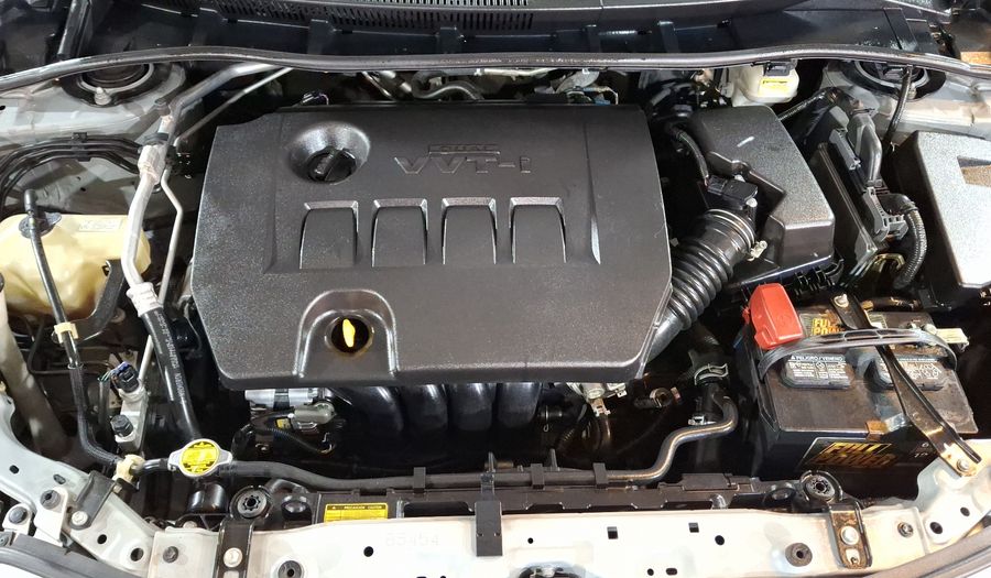 Toyota Corolla 1.8 XLE AT W/SR Sedan 2012