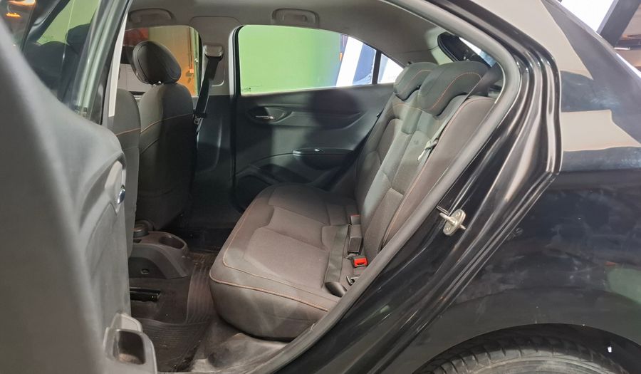 Chevrolet Onix 1.4 LTZ Hatchback 2014