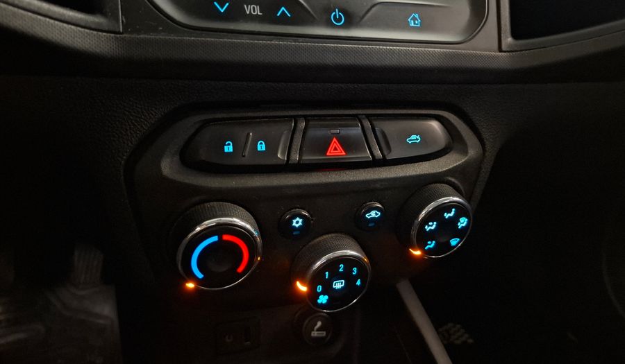 Chevrolet Onix 1.4 LTZ Hatchback 2014