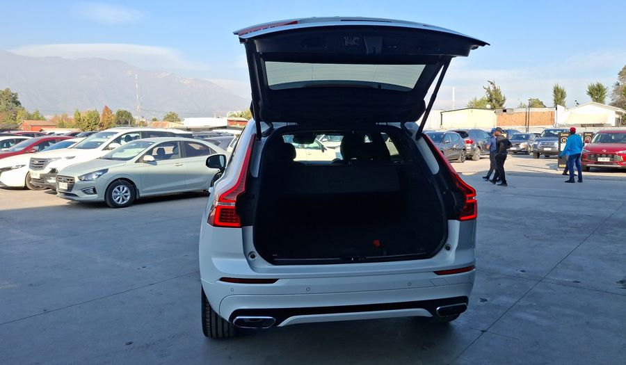 Volvo Xc60 2.0 T6 R-DESIGN AUTO 4WD Suv 2021