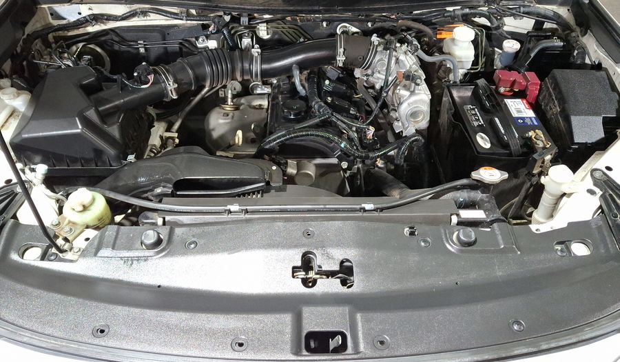 Mitsubishi L200 2.4 GLX GASOLINA Pickup 2021
