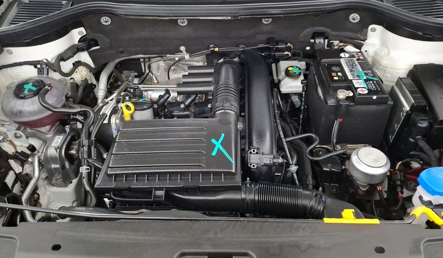 Volkswagen Taos 1.4 TSI COMFORTLINE AUTO Suv 2021