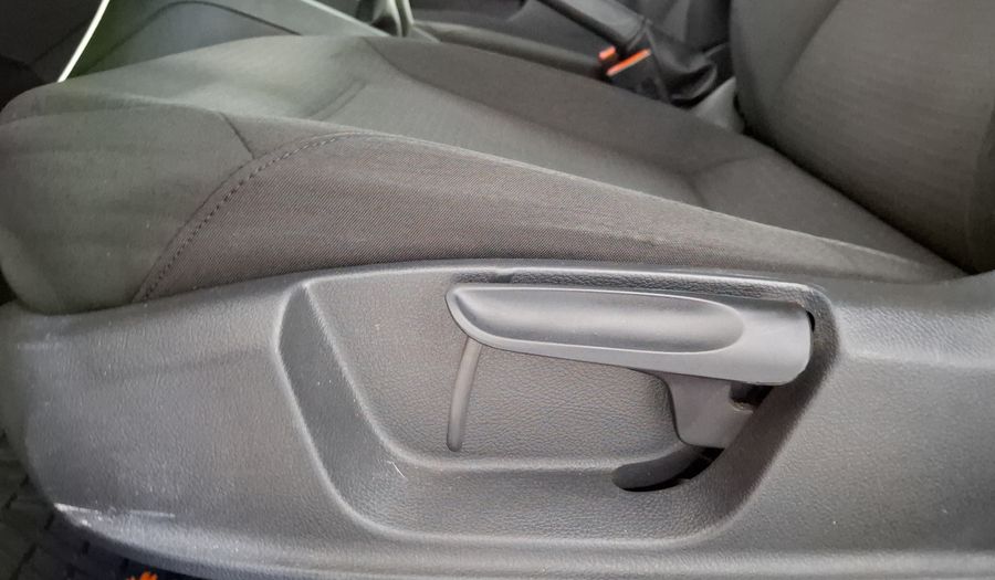 Volkswagen Jetta 2.0 MT Sedan 2017