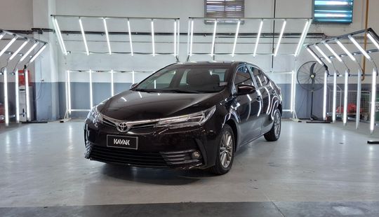 Toyota • Corolla