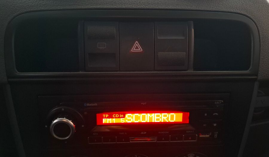 Volkswagen Gol 1.4 POWER Hatchback 2012