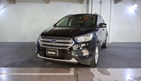 Ford • Escape